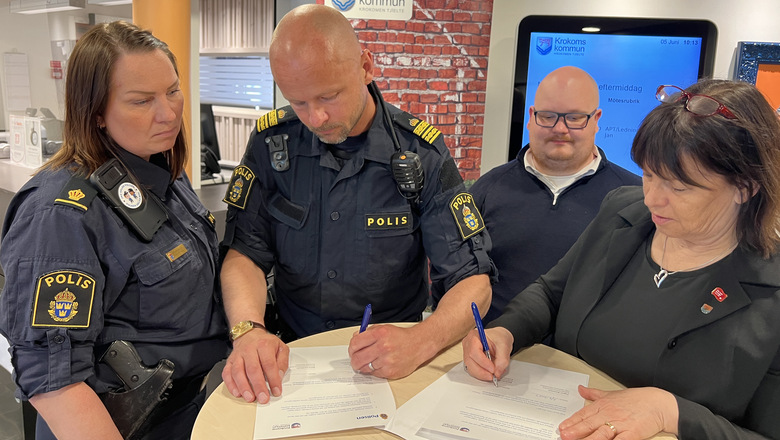 Polis och Krokoms kommun undertecknar medborgarlöfte om att förebygga brott.
